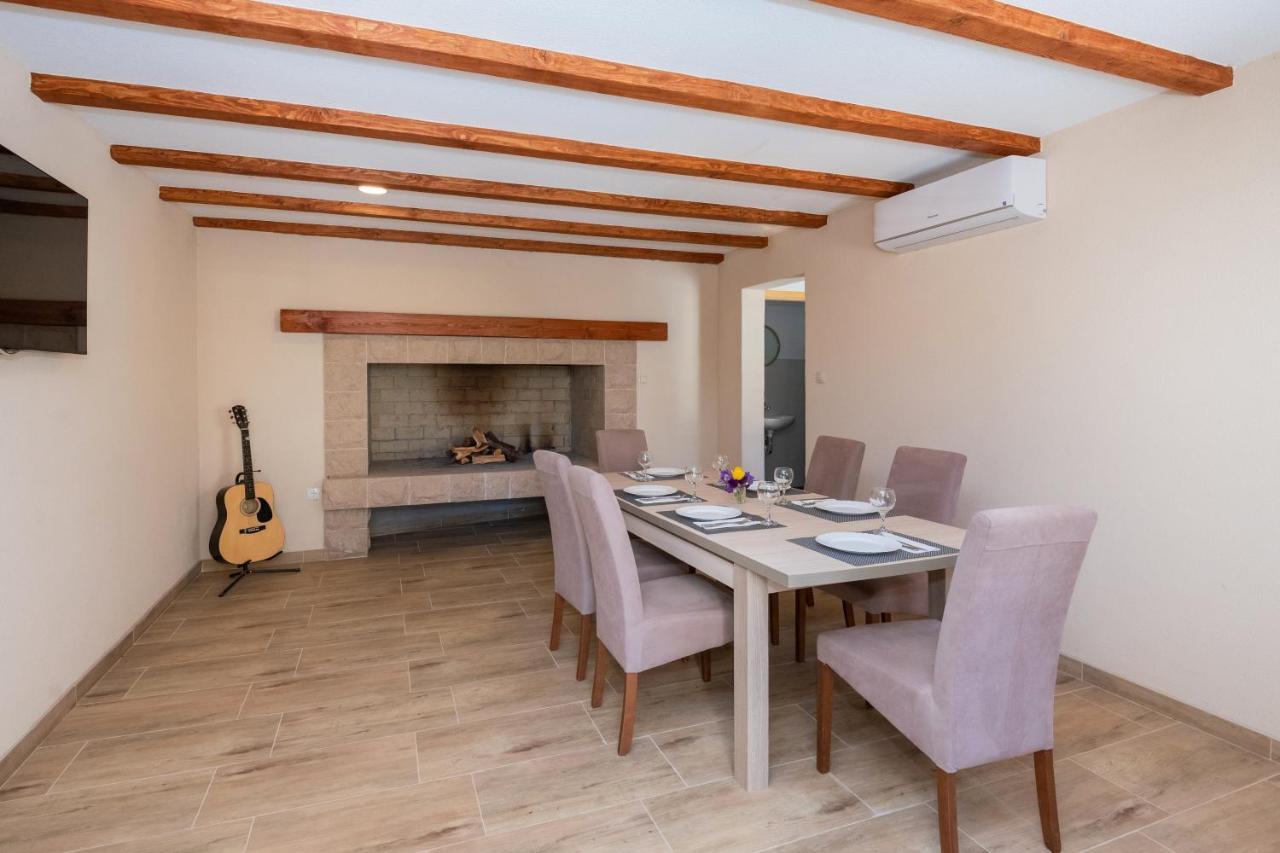 Holiday Home Terra Roca - Imotski, Natural Environment With Complete Peace And Quiet. Kültér fotó